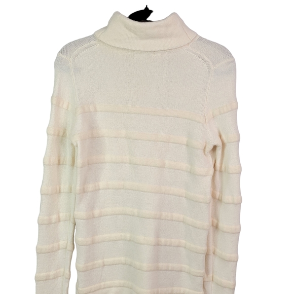 Lacoste Cashmere Wool Blend Turtle Neck 3D Long Sleeve Sweater With Thumb Holes - Picture 13 of 15